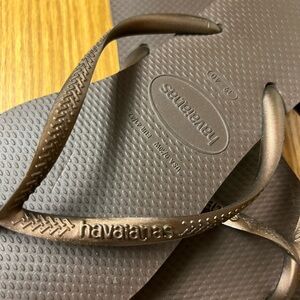 Havaianas Flip Flops Size 39-40